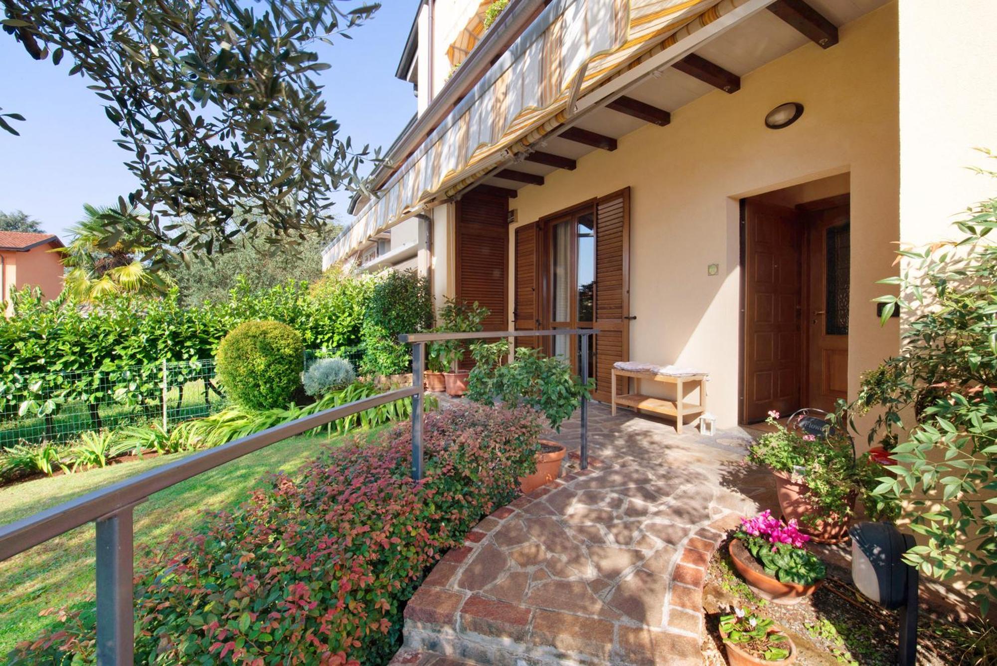 Casa Elli Villa Osio Sotto Luaran gambar